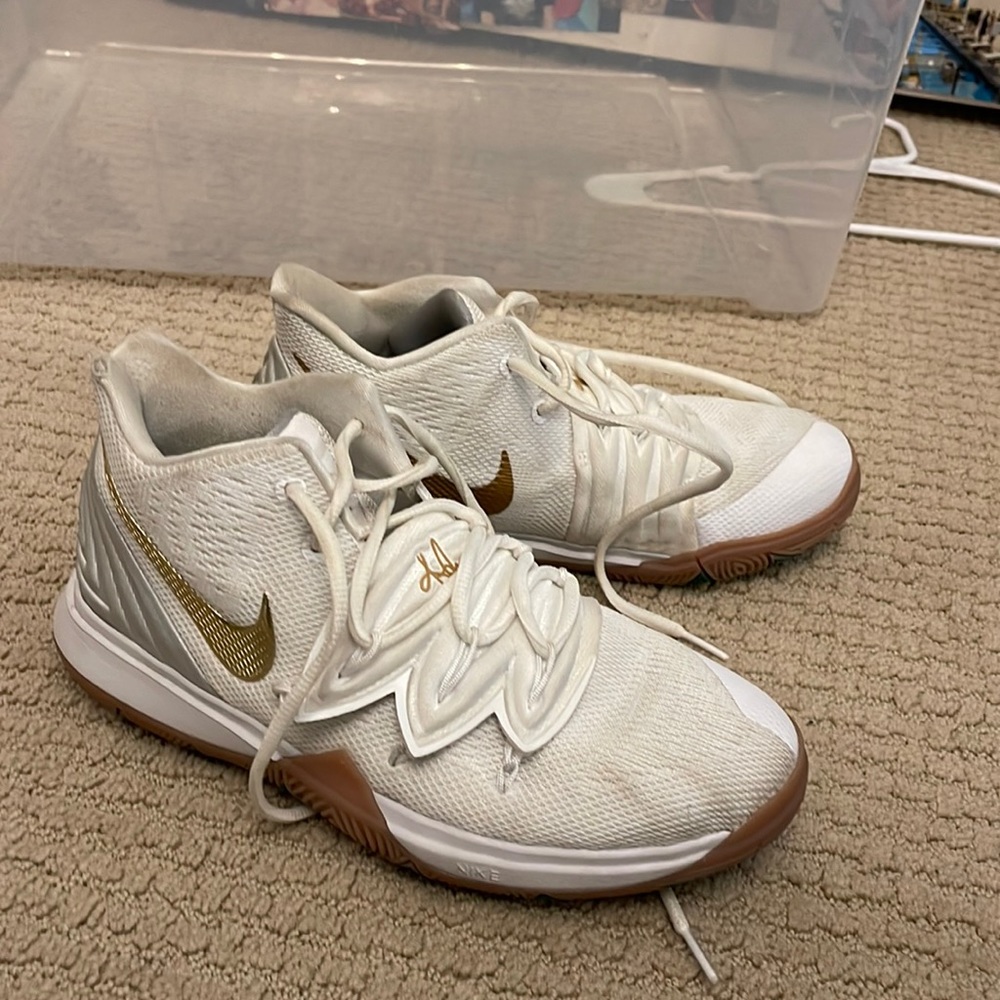 nike gold and green basketball high tops